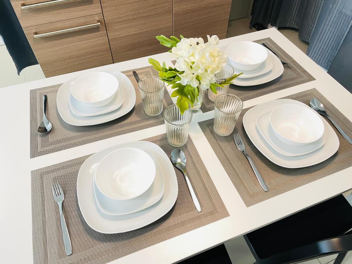 ג'והור בהרו High Floor Studio Austin Regency Mount Austin W Balcony 3 Plus 1Pax 5 Mins Aeon מראה חיצוני תמונה